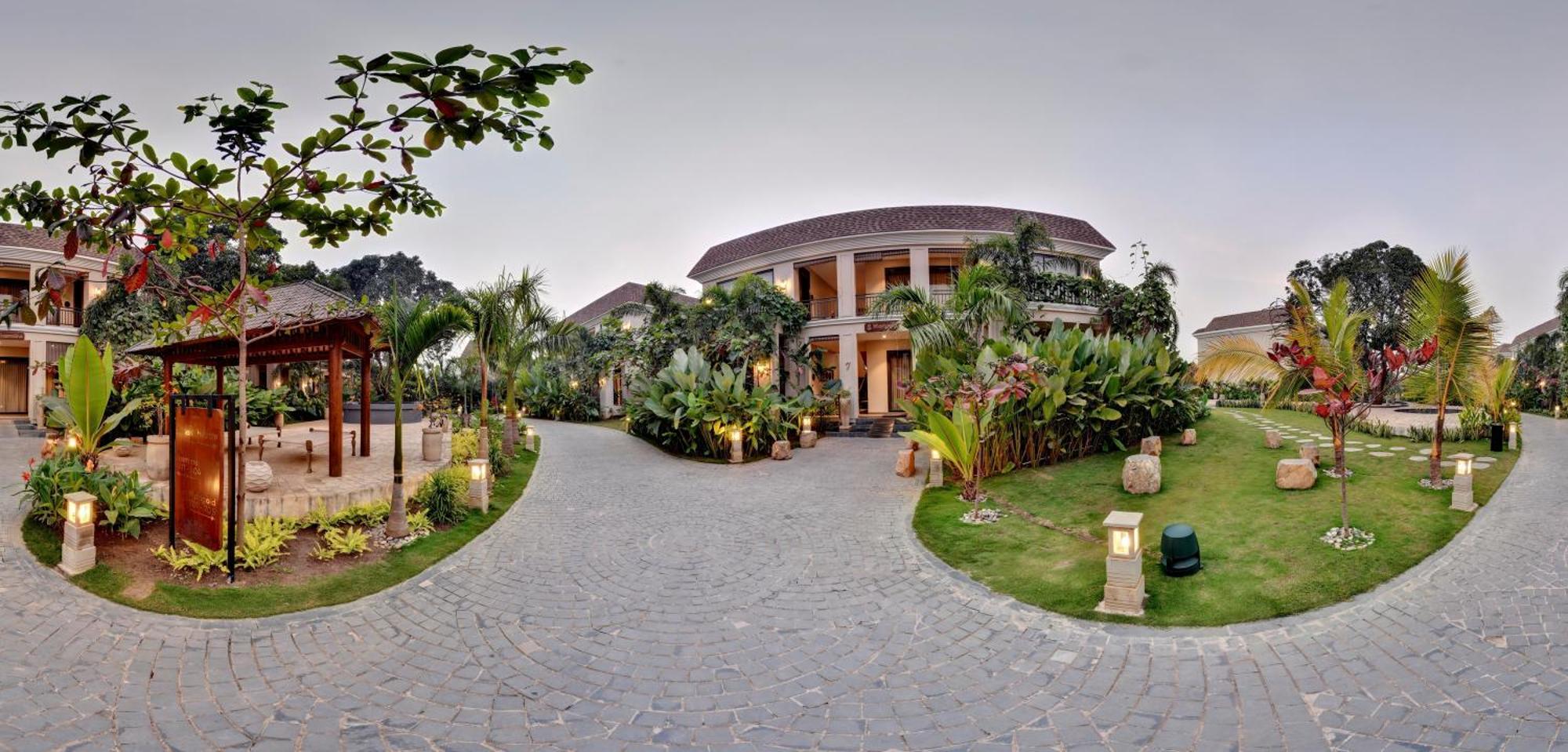 Maira Resort And Convention Center Raipur  Exterior photo