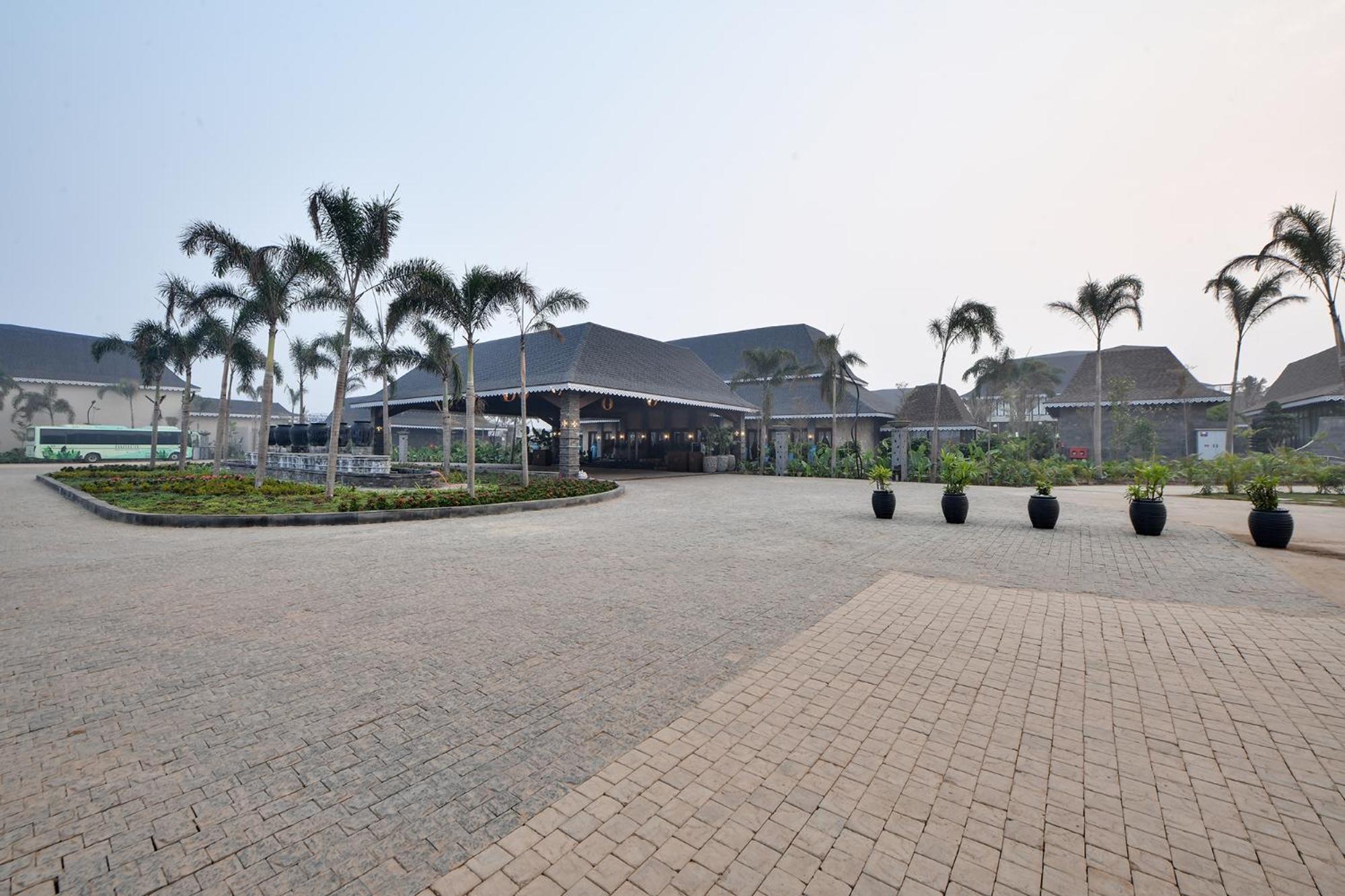 Maira Resort And Convention Center Raipur  Exterior photo